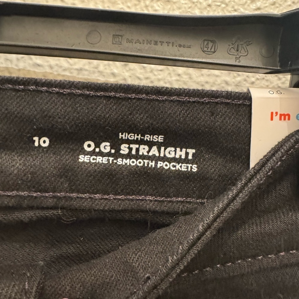 NWT Old Navy Women’s High Rise O.G. Straight 3” Inseam Black Short - Picture 4 of 4
